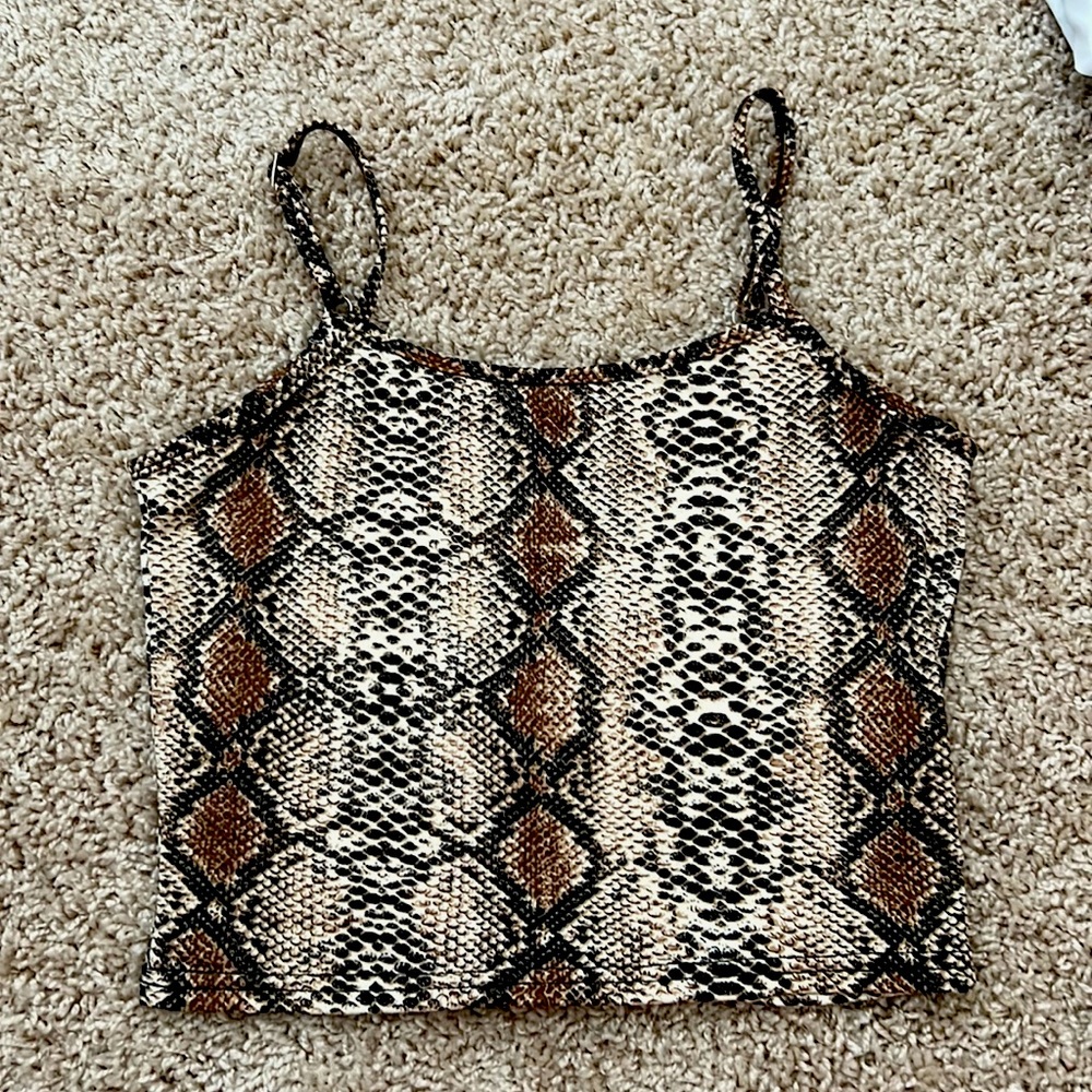Small shirt worn once! In perfect shape
